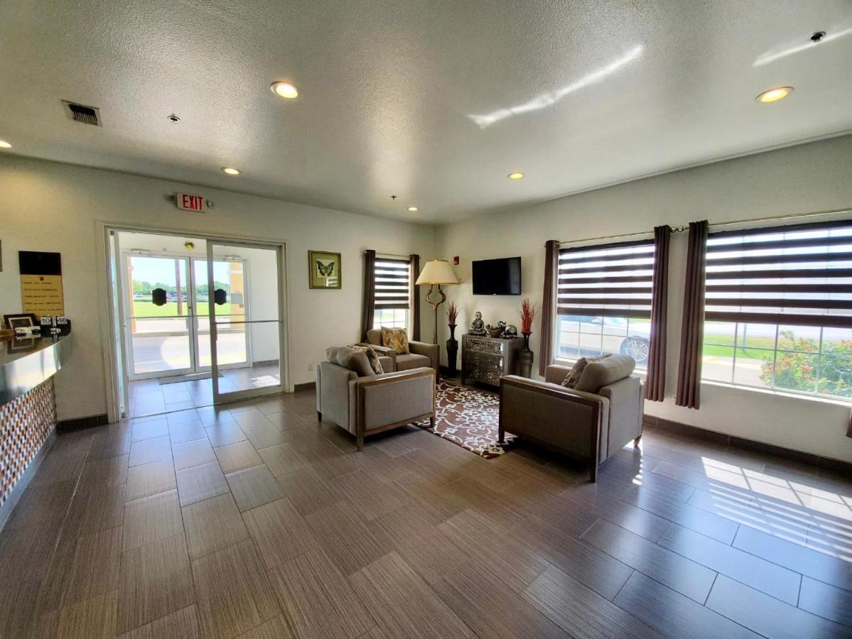 Super 8 By Wyndham Forney/East Dallas Ngoại thất bức ảnh