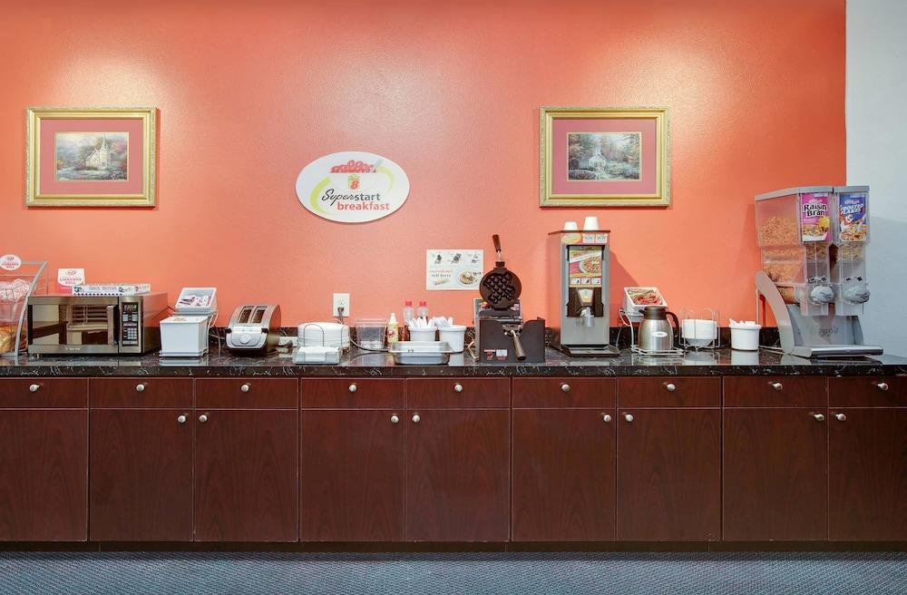 Super 8 By Wyndham Forney/East Dallas Ngoại thất bức ảnh