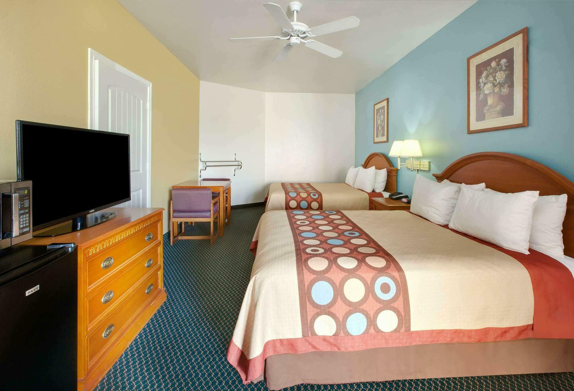 Super 8 By Wyndham Forney/East Dallas Ngoại thất bức ảnh